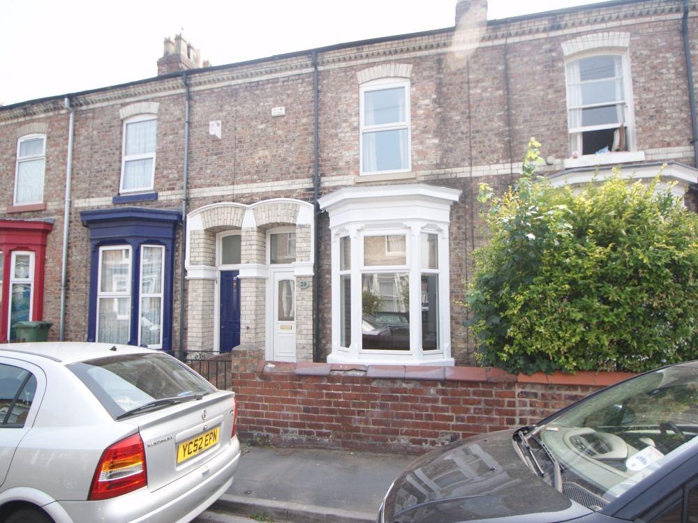Vyner Street, YORK 3 bed terraced house £825 pcm (£190 pw)