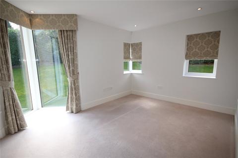 3 bedroom apartment to rent, The Park, South Park View, Gerrards Cross, Buckinghamshire, SL9