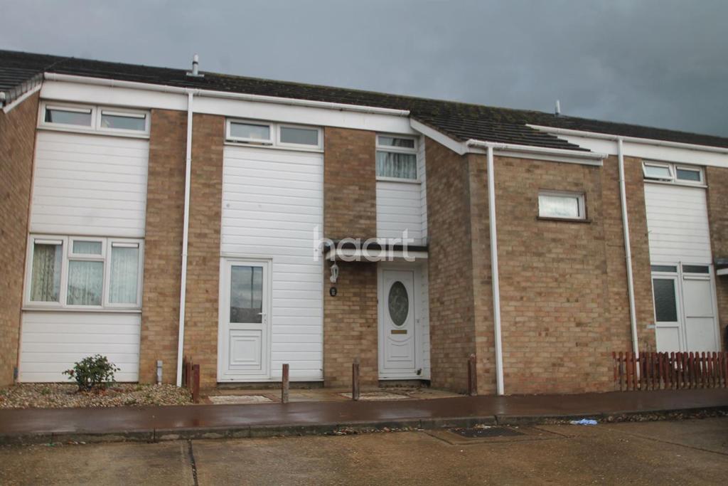 Eagle Way, Shoeburyness 3 bed terraced house £235,000
