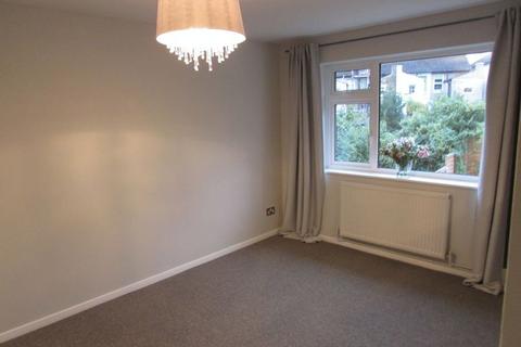 2 bedroom property to rent, Harbex Close, Bexley Village