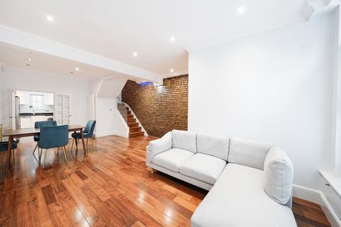 4 bedroom terraced house to rent, Violet Hill, St John's Wood, London