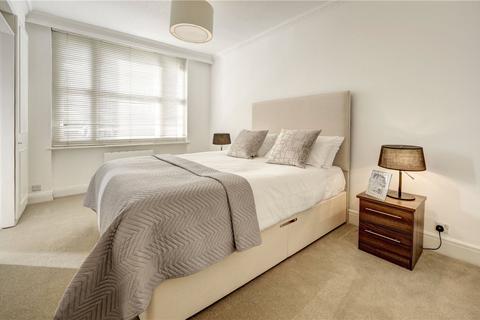 2 bedroom apartment to rent, Hill Street, Mayfair, London, W1J