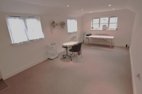 Office to rent, High Street, Great Dunmow