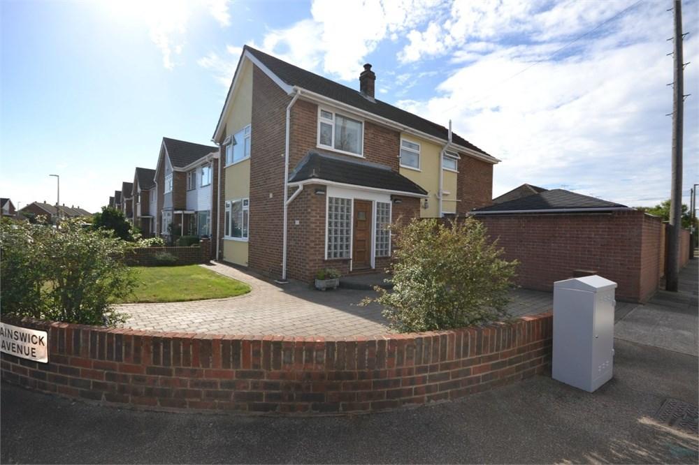 Painswick Avenue, StanfordleHope, SS17 4 bed detached house £435,000