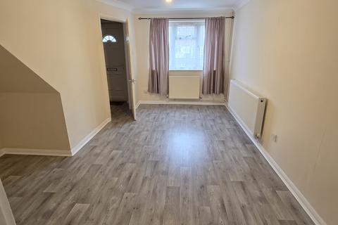 2 bedroom terraced house to rent, Eagle Drive, Colindale NW9