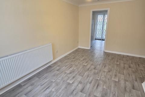 2 bedroom terraced house to rent, Eagle Drive, Colindale NW9