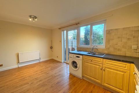 3 bedroom semi-detached house to rent, Armstrong Close, Newmarket, Suffolk, CB8