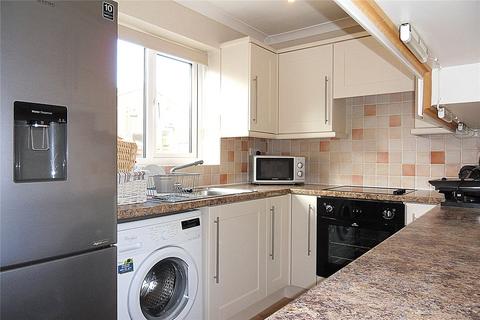 2 bedroom semi-detached house to rent, Norman Road, Mirfield, West Yorkshire, WF14