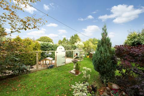 6 Brockleaze, Neston, Corsham, SN13 9TJ