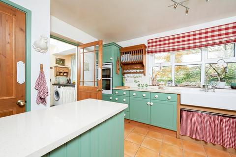 6 Brockleaze, Neston, Corsham, SN13 9TJ