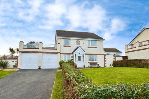 4 bedroom detached house for sale, Trearddur Road, Anglesey