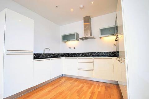 2 bedroom flat to rent - Ability Place, Canary Wharf, London
