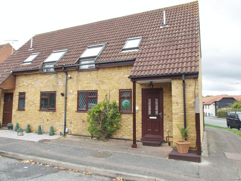 Wellesley, Harlow, Essex, CM19 5QX 3 bed semidetached house £329,995