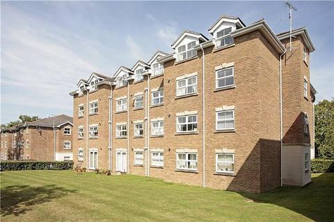 2 bedroom flat to rent, Trevelyan Place, Haywards Heath, RH16