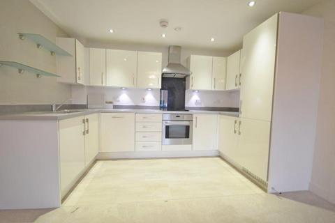 2 bedroom flat to rent, John Rennie Road, Chichester, PO19