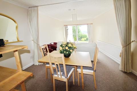2 bedroom flat to rent, Riverside Court Exeter EX2