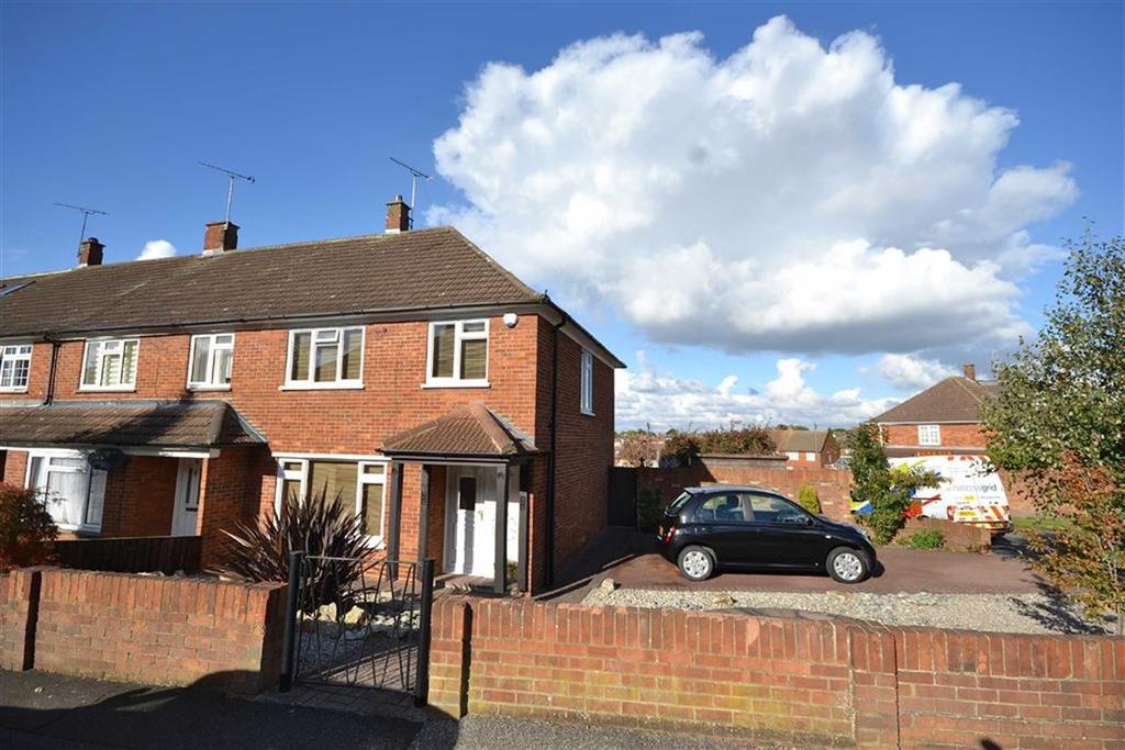Rayfield, Epping, Essex, CM16 3 bed end of terrace house £495,000