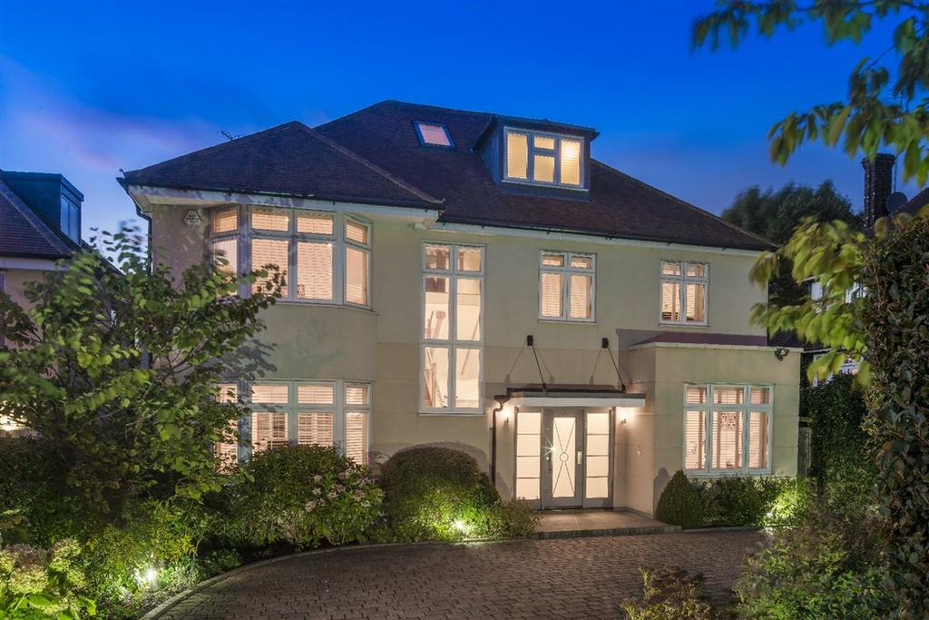Uphill Road, Mill Hill, NW7 6 bed house £2,395,000