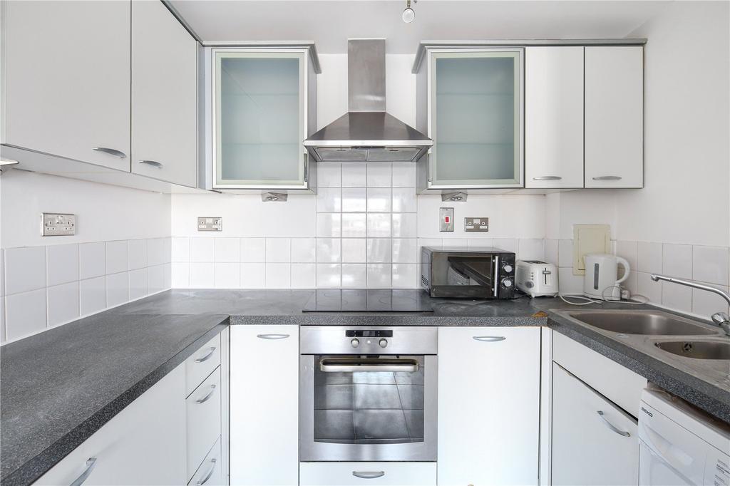 Apartment in Stratford - View 4
