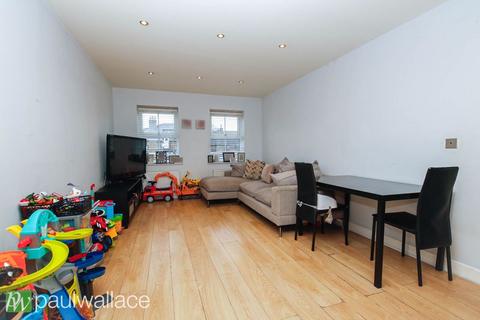 2 bedroom apartment for sale, Portland Court, Hoddesdon