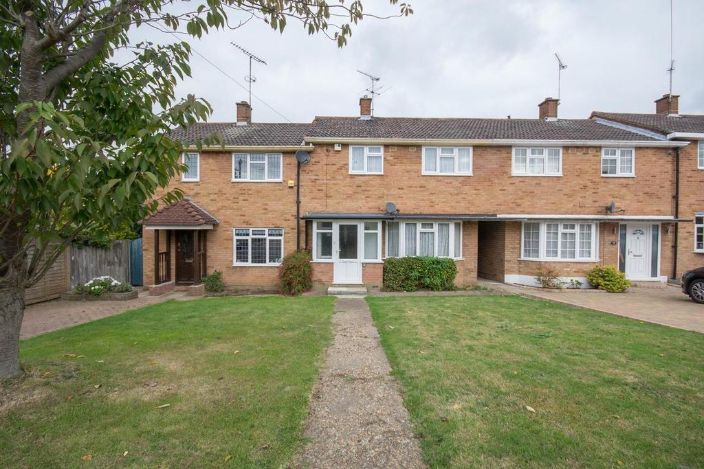 Hutton Drive, Hutton, Brentwood, Essex, CM13 3 bed terraced house £
