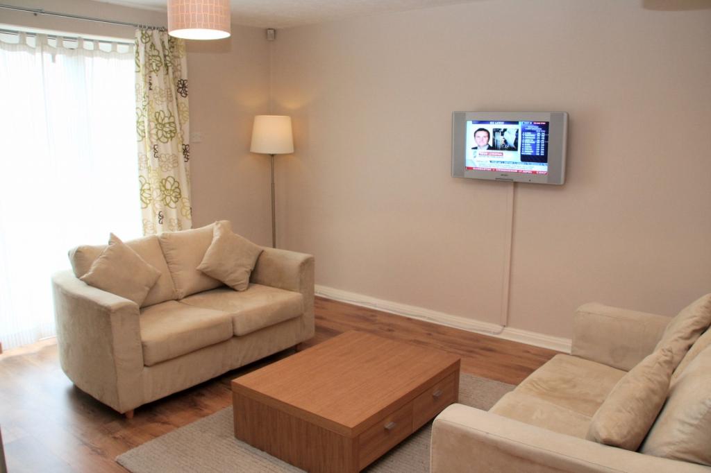 Linen Court, Trinity Riverside, Salford, M3 2 bed apartment £700 pcm