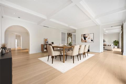 4 bedroom apartment to rent, Cadogan Square, Knightsbridge, London, SW1X