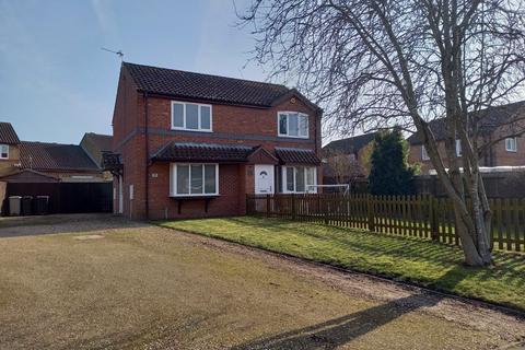 2 bedroom semi-detached house to rent, 54 College Close, Horncastle