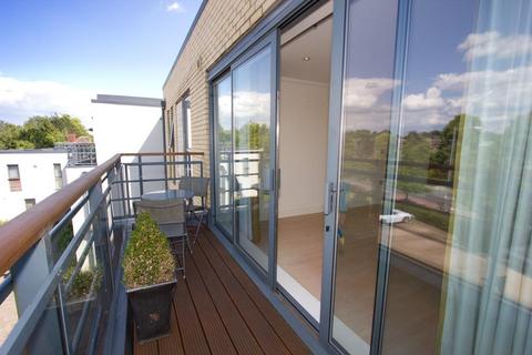 2 bedroom apartment to rent, Churchill Court, 41 Madingley Road, Cambridge