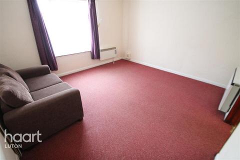 1 bedroom apartment to rent, Leagrave High Street, Luton