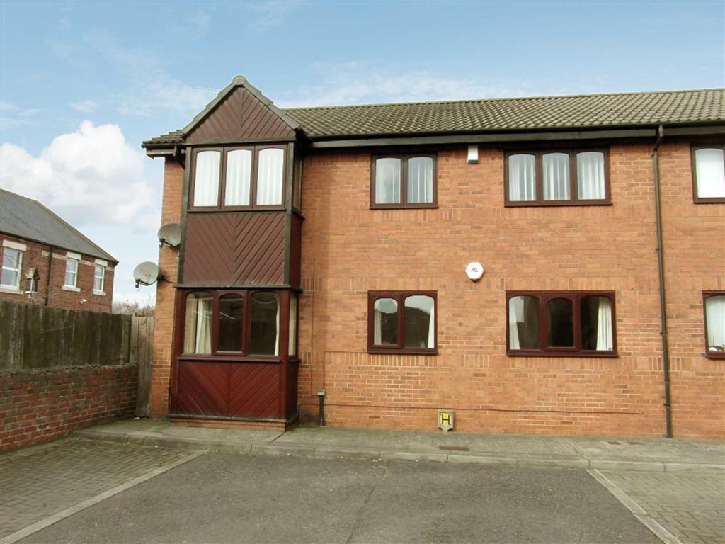 St Marks Court, Shiremoor 2 bed flat £425 pcm (£98 pw)