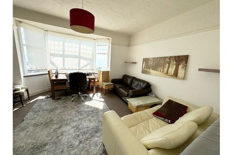 1 bedroom flat to rent, Westcliff Parade, Westcliff-on-Sea, Essex