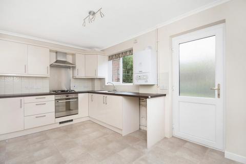 2 bedroom end of terrace house to rent, Harvest Close, Winchester, Hampshire, SO22