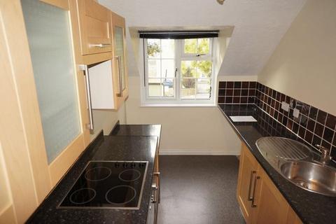 2 bedroom flat to rent, Alton