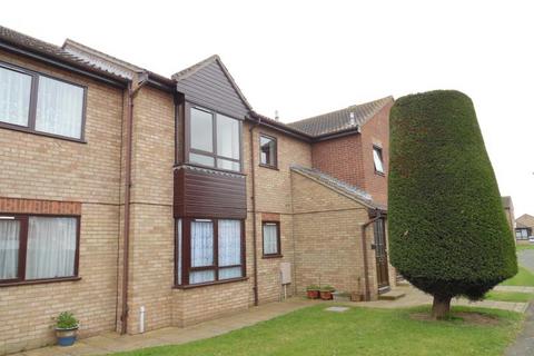 1 bedroom flat to rent, Grange Court, Battisford Drive, Clacton-on-Sea, Essex, CO16 7LS