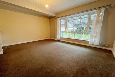 2 bedroom flat to rent, Bournemouth