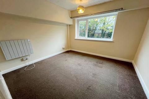 2 bedroom flat to rent, Bournemouth