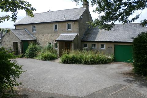 4 bedroom detached house to rent, Marple Road, Charlesworth SK13