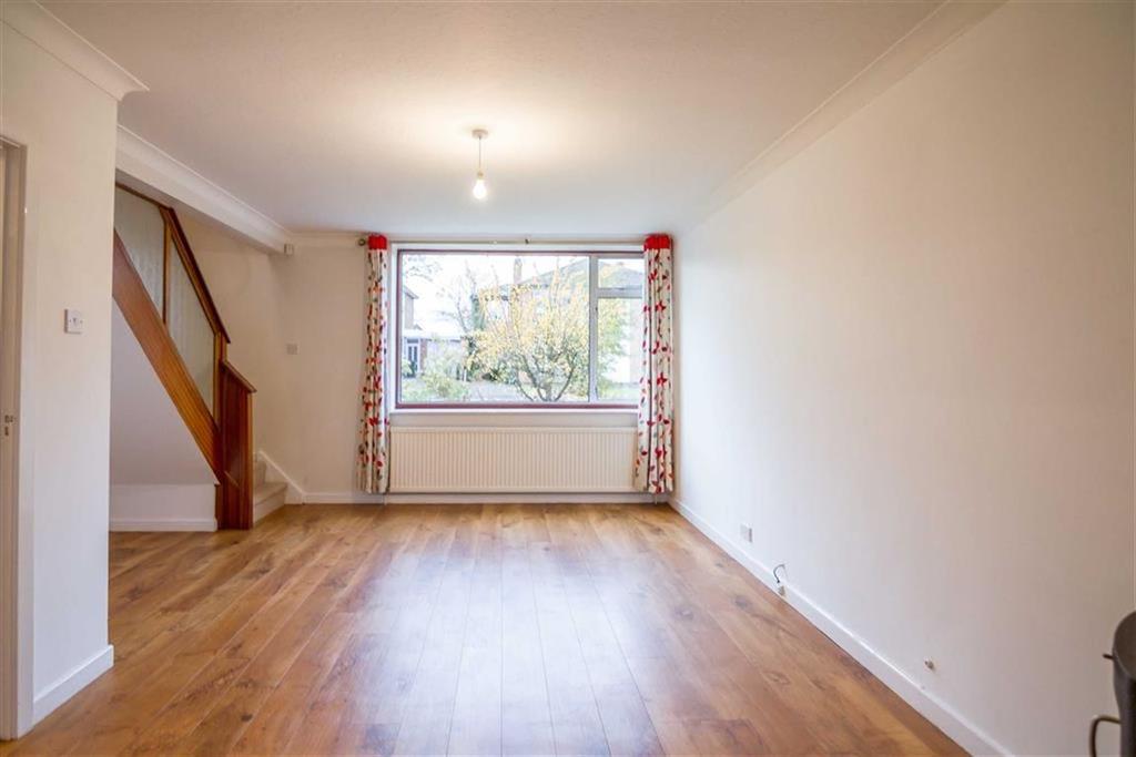 Stonehaven Drive, Finham, COVENTRY, CV3 3 bed detached house £950 pcm