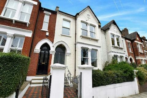 Cheverton Road  Whitehall Park N19 3BA