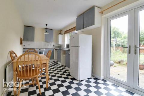 3 bedroom semi-detached house to rent, Howgate Road, Cambridge
