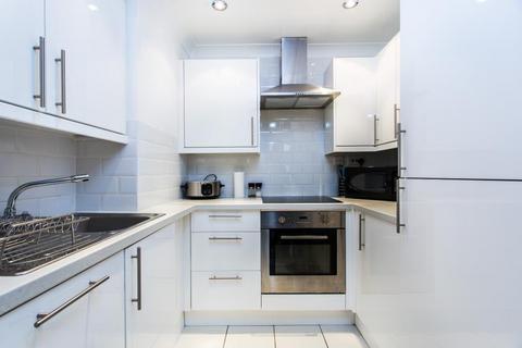 2 bedroom apartment to rent, Warwick Avenue, Maida Vale, London, W9