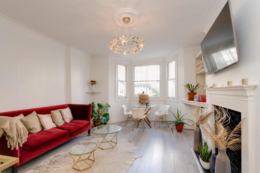 Apartment in London - View 2