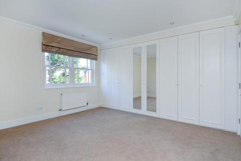 4 bedroom terraced house to rent, Chapel Square, Virginia Park, Virginia Water,GU25 4SZ
