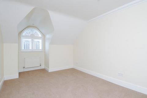 4 bedroom terraced house to rent, Chapel Square, Virginia Park, Virginia Water,GU25 4SZ