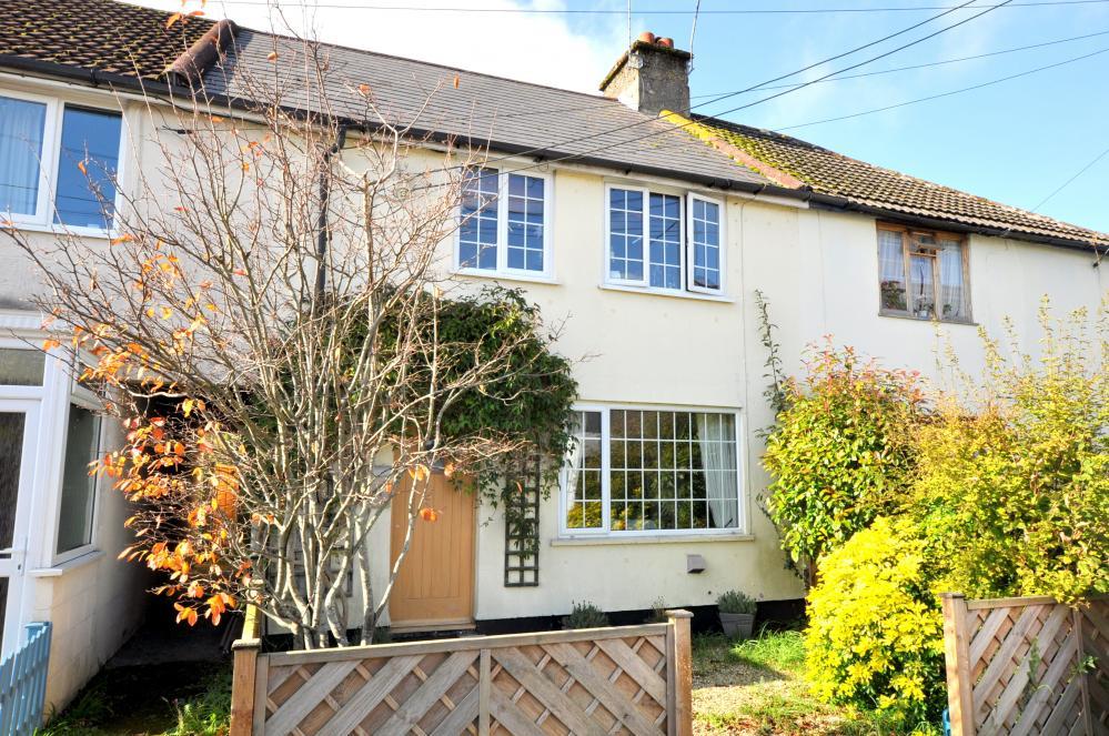 Addison Square, Ringwood, BH24 1NY 3 bed terraced house £295,000