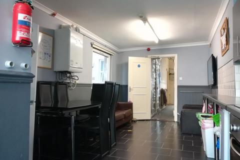 6 bedroom terraced house to rent - Gwydr Crescent, Uplands, Swansea.  SA2 0AB.