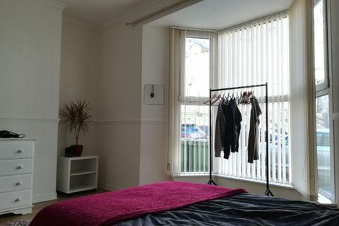 8 bedroom terraced house to rent, Mansel Street, Swansea.  SA1 5SQ.