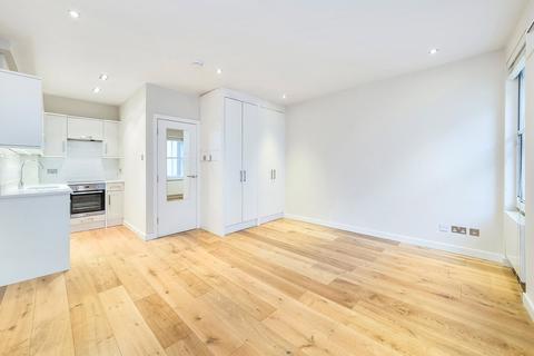 Studio to rent, William IV Street, Covent Garden, WC2N