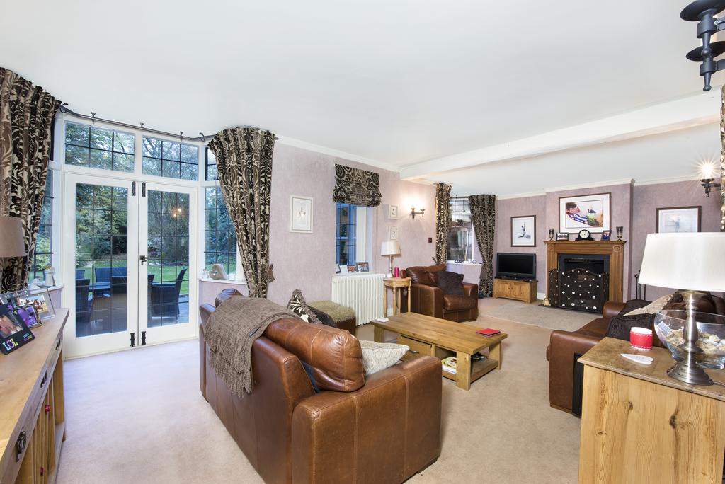 Belwell Lane, Four Oaks 4 bed property £775,000